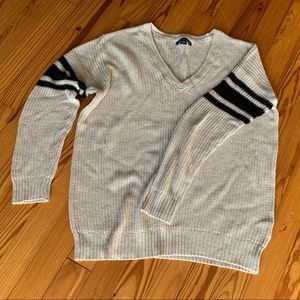 Knit v-neck sweater